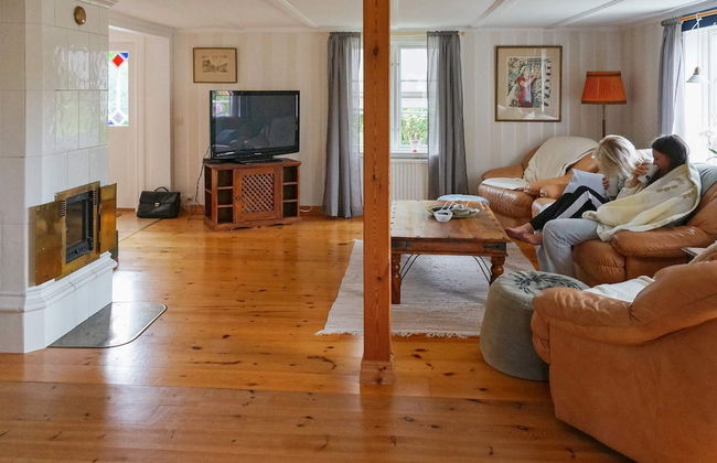 6 Person Holiday Home in Blomstermala - Foto 4