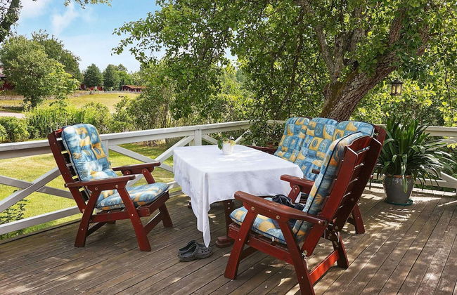 6 Person Holiday Home in Blomstermala - Foto 17