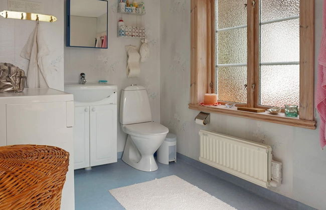 6 Person Holiday Home in Blomstermala - Foto 12