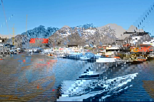 Photo 11 - 3 Person Holiday Home in Henningsvaer-by Traum