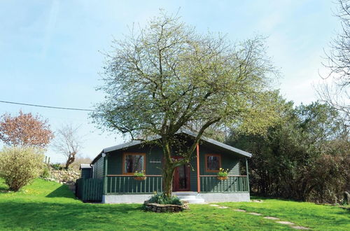 Photo 25 - Merlins Cabin - 2 Bedroom Cabin - Blaen Cedi Farm - Penclawdd