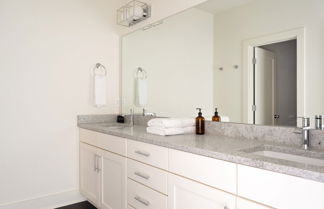 Photo 3 - Hart Suite 14 by Avantstay Gorgeous Town House w/ Modern Amenities in Nashville