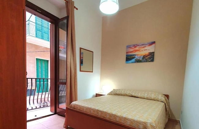 Splendid Quadruple in the Center, 2 Steps From the sea - Photo 3