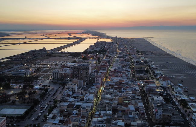 Splendid Quadruple in the Center, 2 Steps From the sea - Photo 12