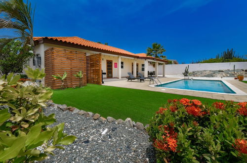 Photo 14 - Stylish Villa, Private Pool, Bbq, Privacy