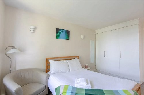Foto 4 - Cosy 3 Bedroom Flat in North London