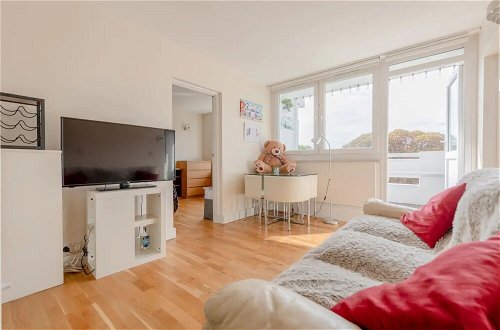 Foto 21 - Cosy 3 Bedroom Flat in North London