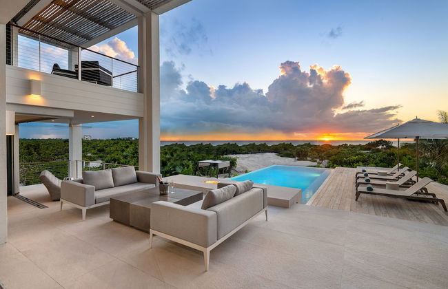 Beach Enclave - Photo 13