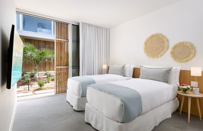 Beach Enclave - Photo 12