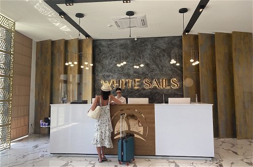 Photo 3 - White sails residential hotel