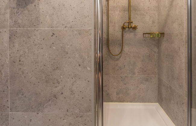 Secret Apartments - Photo 65