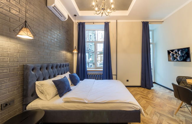 Secret Apartments - Photo 13