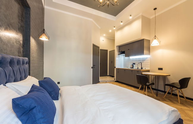 Secret Apartments - Photo 16