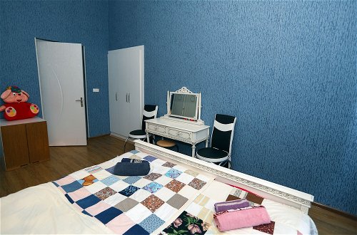 Photo 2 - 1 Bedroom Apartment near Sulfur Baths