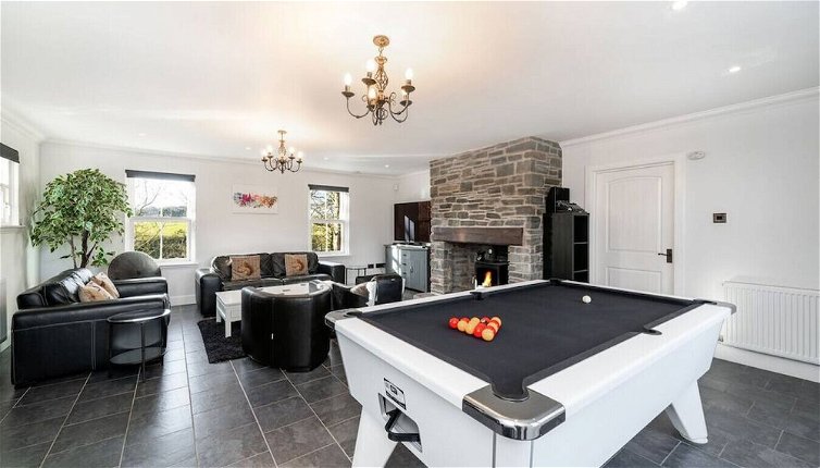 Photo 1 - Thatched Cottage - hot tub BBQ and Pool Table