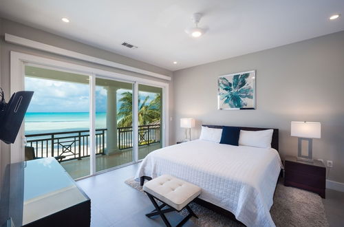 Photo 3 - Luxury Cayman Villas