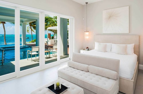 Photo 14 - Luxury Cayman Villas