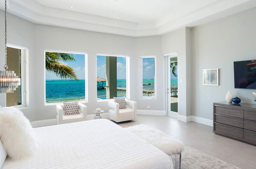 Photo 11 - Luxury Cayman Villas