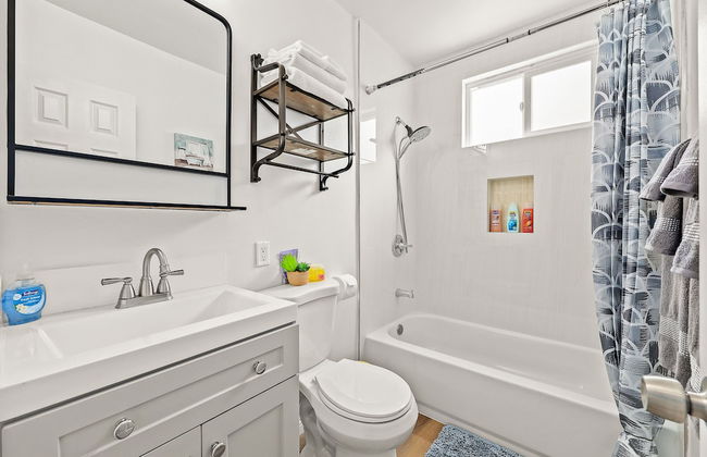 Bright&Cozy Getaway 10min to Downtown LA - Photo 10
