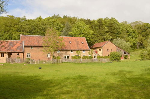 Photo 38 - Comfy Holiday Home near Forest in Slenaken