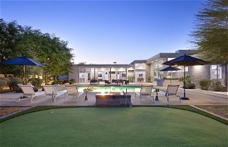 Photo 3 - Polo Villa 10 by Avantstay Backyard Oasis w/ Putting Green 260320 6 Bedrooms