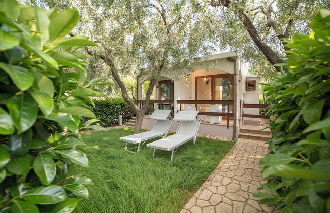 "melograno" Holiday Home Featured With Swimming Pool and Private Beach - Photo 17