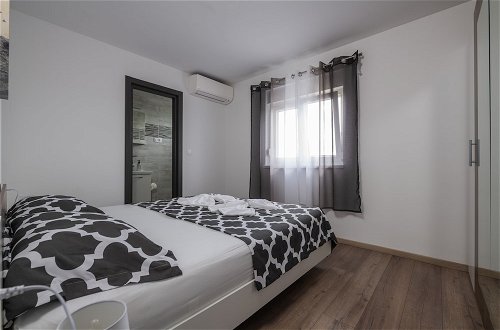 Photo 4 - Relax and Unwind in our Brand new Apartment in Krnica Called Bura