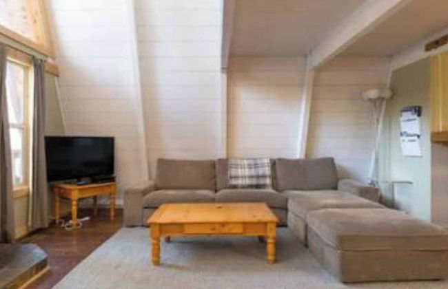 Zephyr by Avantstay Stylish Modified A Frame w/ Access To Tahoe Donner - Foto 6