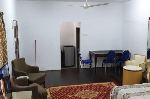 Foto 1 - Mri Homestay Sg Buloh - Studio Unit With Chargeable Private Pool