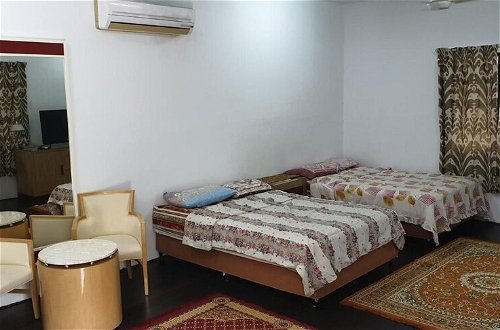 Foto 5 - Mri Homestay Sg Buloh - Studio Unit With Chargeable Private Pool