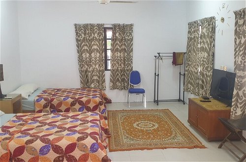 Foto 3 - Mri Homestay Sg Buloh - Studio Unit With Chargeable Private Pool