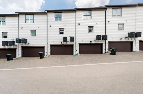 Foto 9 - Waverly by Avantstay Nashville-inspired Townhome w/ Luxury Kitchen, Pool Table