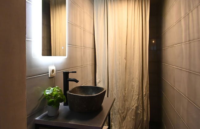 Low Budget Luxury Apartments-3 - Photo 12