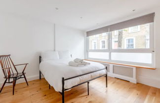 Photo 1 - Spacious 1 Bedroom Apartment in Vibrant Angel
