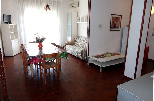 Photo 6 - Great Apartment by the Beach for 7 Guests-beahost