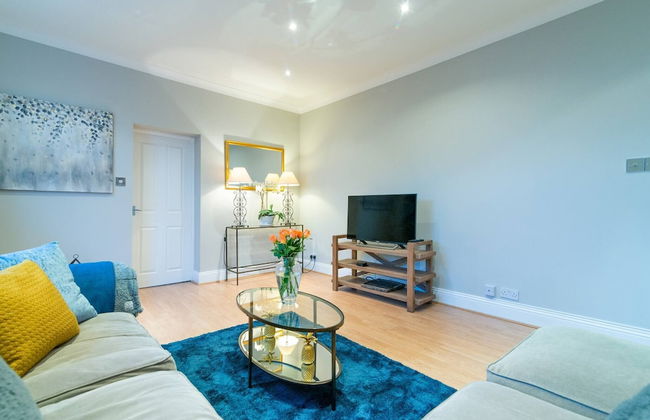 Modern Living 2 Bedroom Apartment South Wilmslow - Foto 27