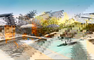Foto 1 - Hamilton I & II by Avantstay Modern 6 BDR w/ Spa & Rooftop Patio
