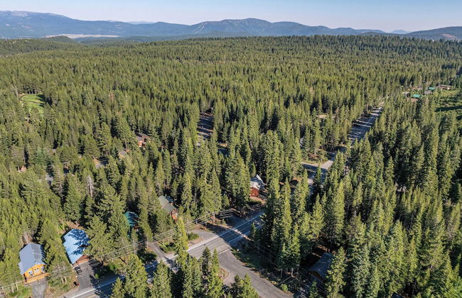 Whiskey Springs by Avantstay Classic Cabin Near Tahoe Donner Ski Area! - Foto 35