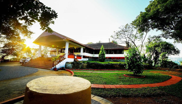 Photo 1 - Deluxe Double Room In British Bungalow