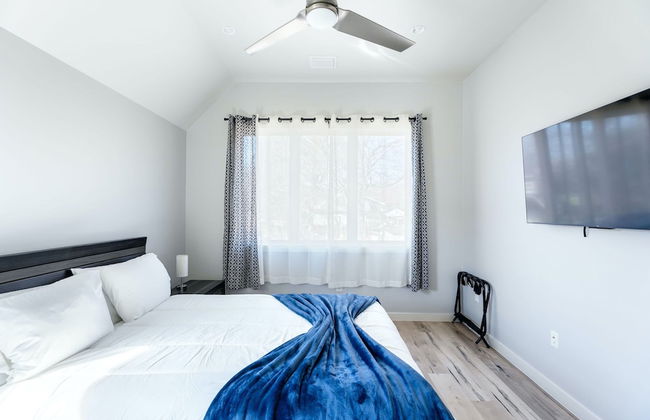 Trendy 3 Bedroom in South Austin! - Photo 25