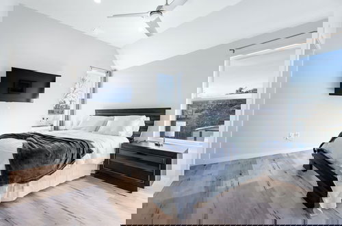 Foto 6 - Trendy 3 Bedroom in South Austin!