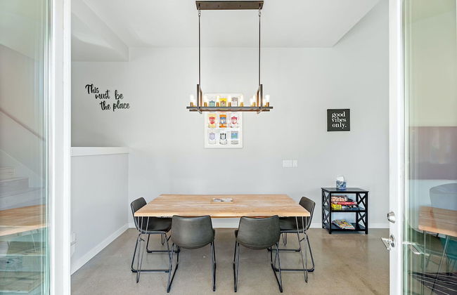 Trendy 3 Bedroom in South Austin! - Photo 10