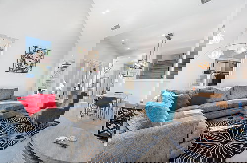 Foto 1 - Trendy 3 Bedroom in South Austin!