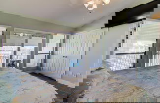 Foto 2 - 2 B, Three Bedroom Townhome