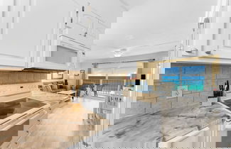 Foto 1 - The Summit 726