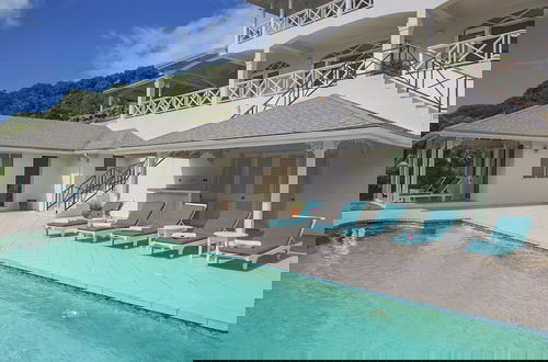 Photo 27 - Zephyr Hill - 2 bedroom Villa with awe inspiring views 2 Villa by RedAwning