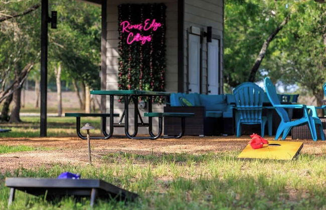 Bluebonnet Waterfront Cottage With Hot Tub - Foto 20