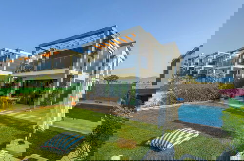 Foto 1 - Villa Elit