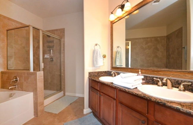 Radiant Condo 3 Bedroom Condo by RedAwning - Foto 12