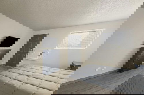 Foto 11 - LTA Suites Brookside